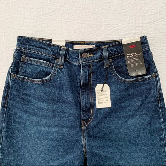 Levi's Women's 70s High Slim Straight Jeans, Dark Wash (31 x 29) - Picture 4 of 8